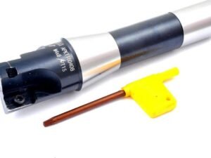 1-1/4 in 90 Degree R8 Shank Idexable Face End Mill holder APKT 1604 Insert