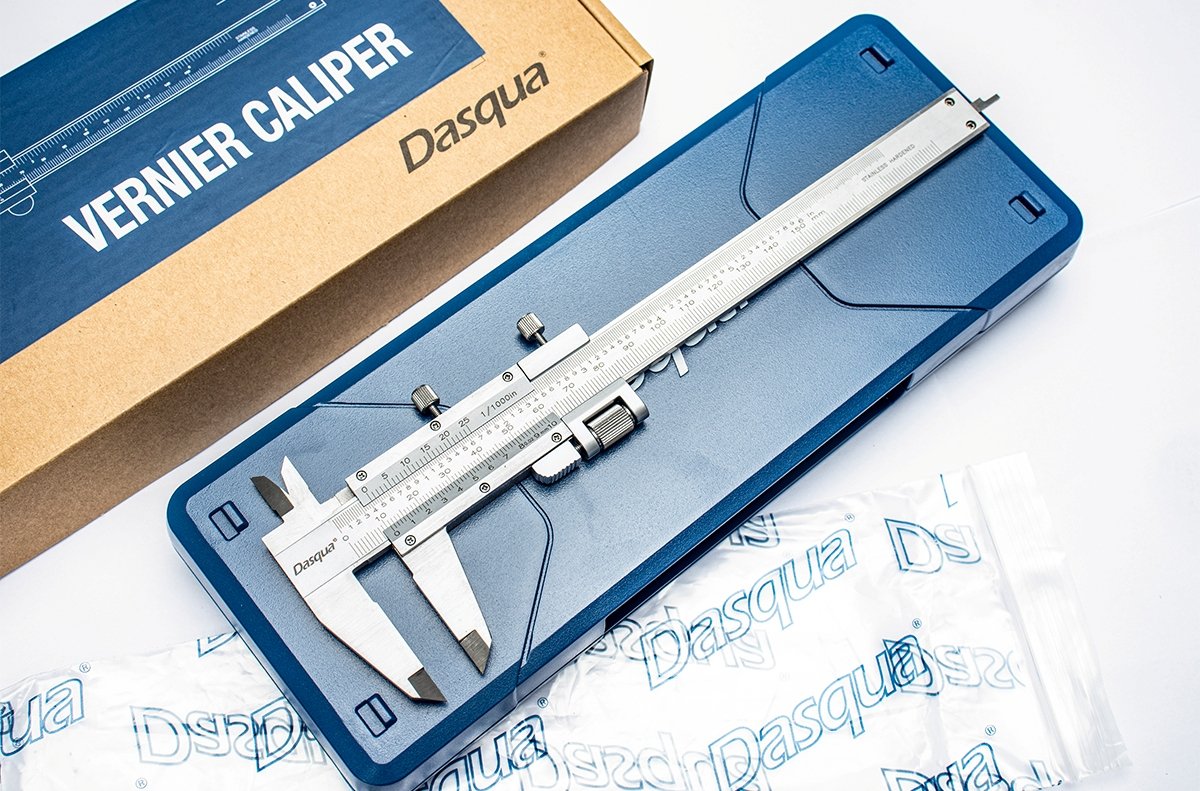 DASQUA 0-150MM / 0-6 INCH STAINLESS STEEL VERNIER CALIPER WITH FINE ADJUST (1490-7005)
