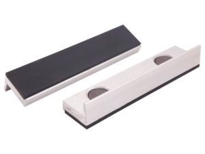 3 X 1-1/8" ALUMINUM SOFT RUBBER-FACE VISE JAWS WITH MAGNET (3900-2271)