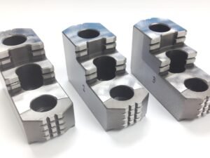 TAIKI 3 PIECE 8" 1.5MM X 60 DEGREE BEST-GRIP HARD JAW SET (3900-4673)