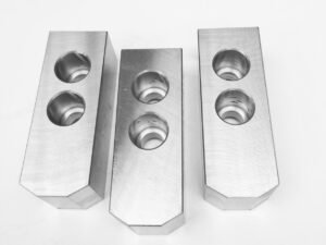 TAIKI 10" 1.5MM X 60 DEGREE 16MM 3 PIECE STEEL SOFT JAW SET (3900-4690)