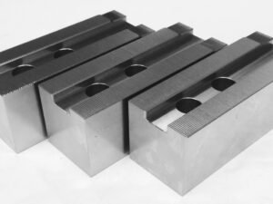TAIKI 15" 1.5MM X 60 DEGREE 3 PIECE FLAT TYPE STEEL SOFT JAW SET (3900-4695)