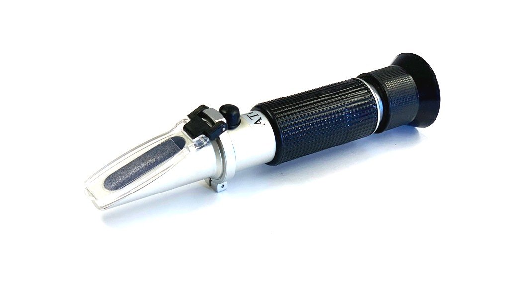 WATER SOLUBLE COOLANT TESTER - REFRACTOMETER 0-32% (8010-0020) - Image 7